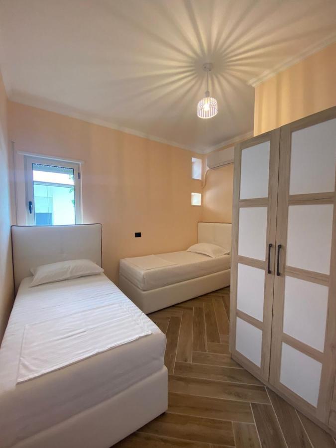 Tea Residence, Gjiri I Lalzit Apartments Durrës 外观 照片