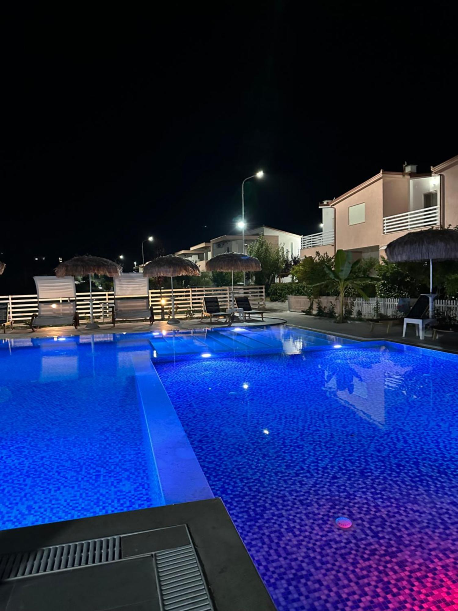 Tea Residence, Gjiri I Lalzit Apartments Durrës 外观 照片