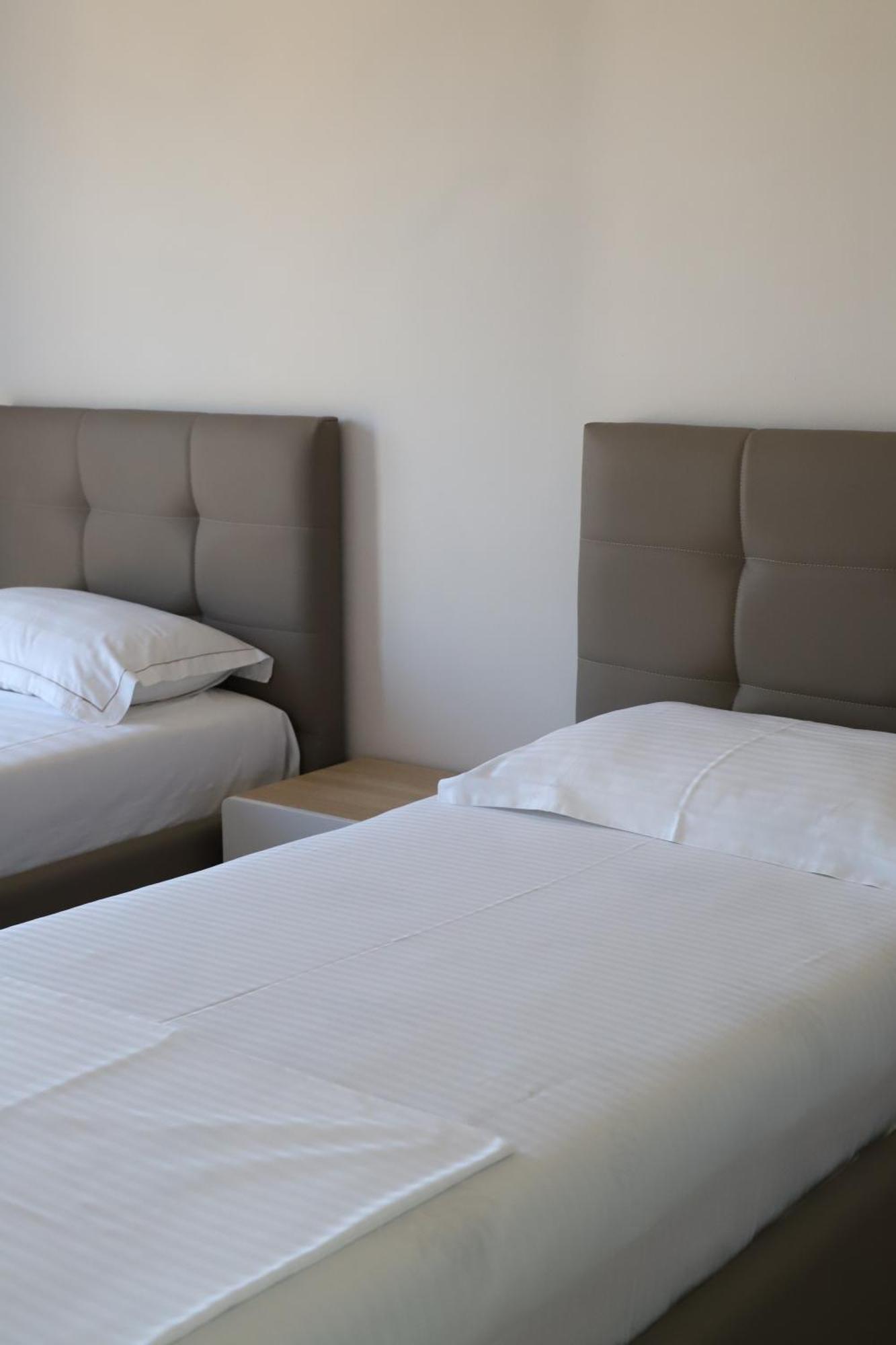 Tea Residence, Gjiri I Lalzit Apartments Durrës 外观 照片
