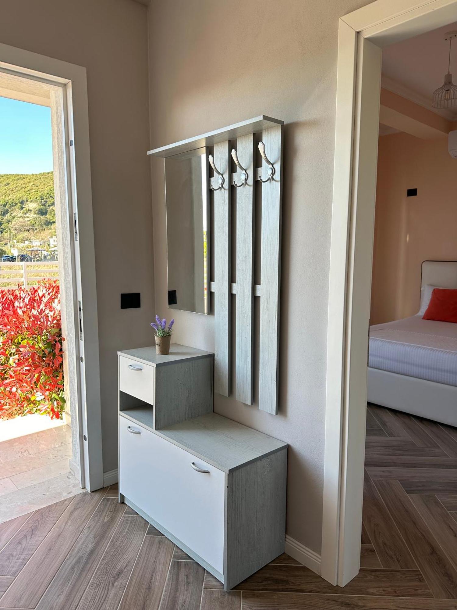 Tea Residence, Gjiri I Lalzit Apartments Durrës 外观 照片